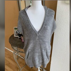 ✨Beautiful Grey Vest Cardigan with Hood✨